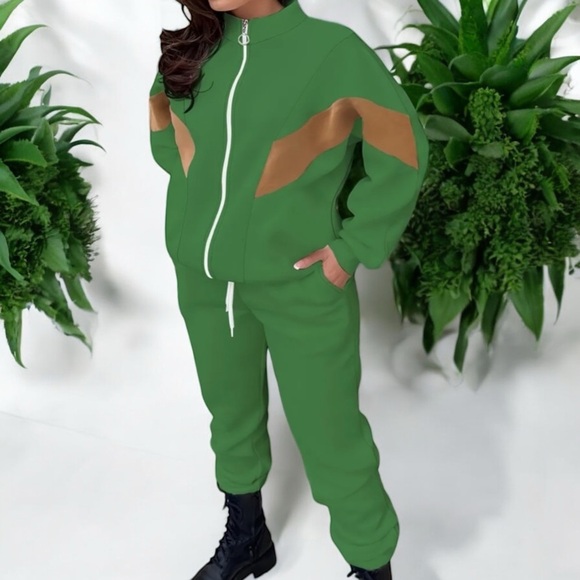 NWT 2 Piece Green Contrast Stripe Fleece Zipper With Sweatpants - Picture 4 of 16